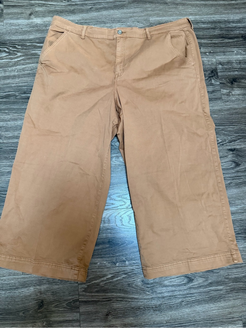 torrid Women’s feel the fit cropped wide leg pants in color tobacco brown